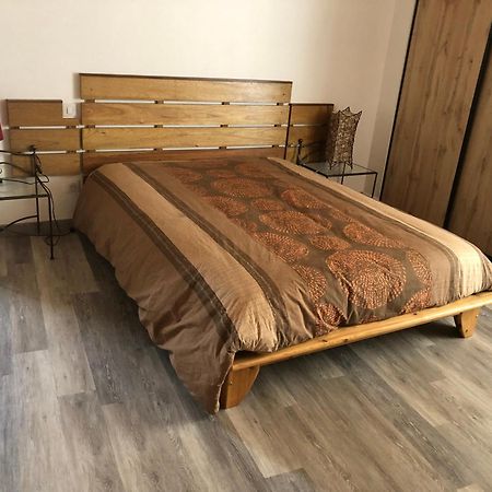 Chambre Familiale Chez L Habitant Loriol-sur-Drome Kültér fotó